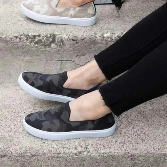 Rothy's The Sneaker in  Gray Camo Size 8.5 - Picture 6 of 9